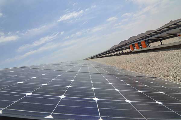 تولید سالانه یک مگاوات برق سبز در بزرگترین نیروگاه خورشیدی کشور 
